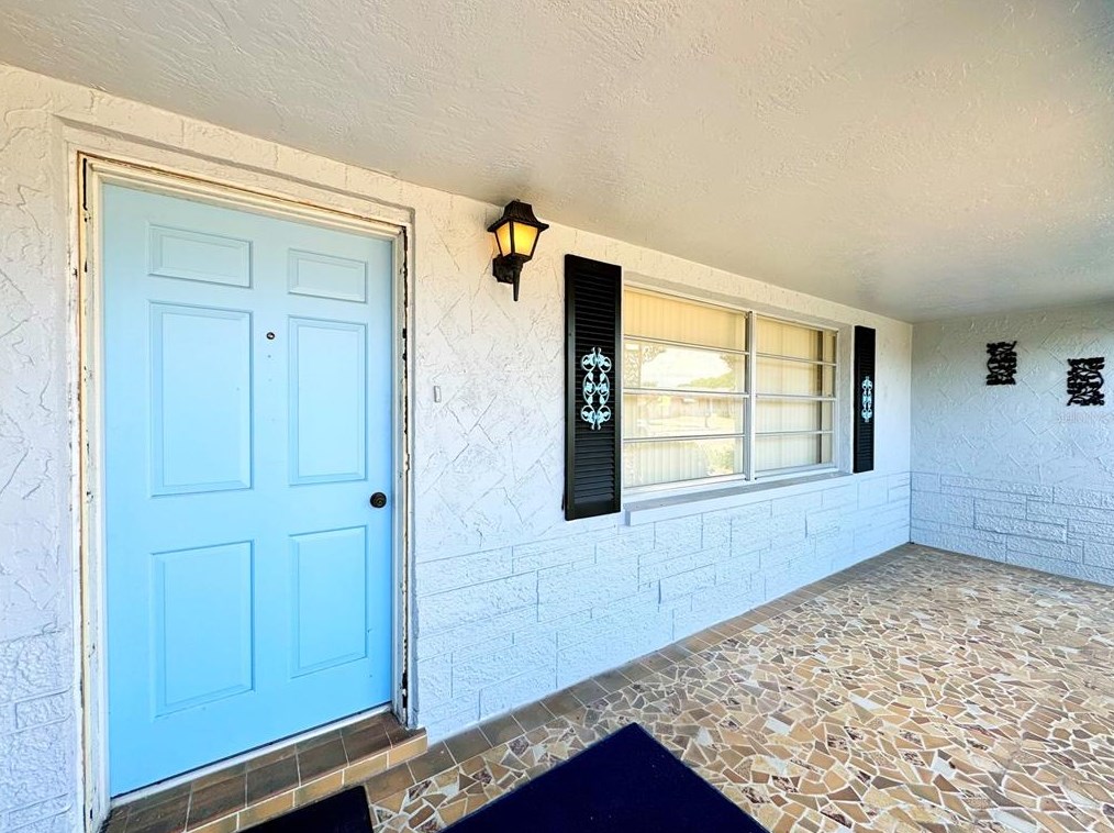 5320 Swallow Dr, New Port Richey, FL 34652