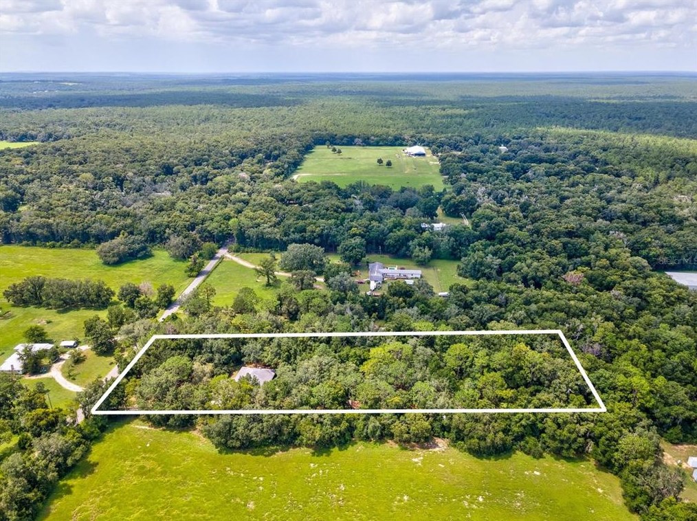 8402 Shaw Rd, Brooksville FL  34602-7182 exterior