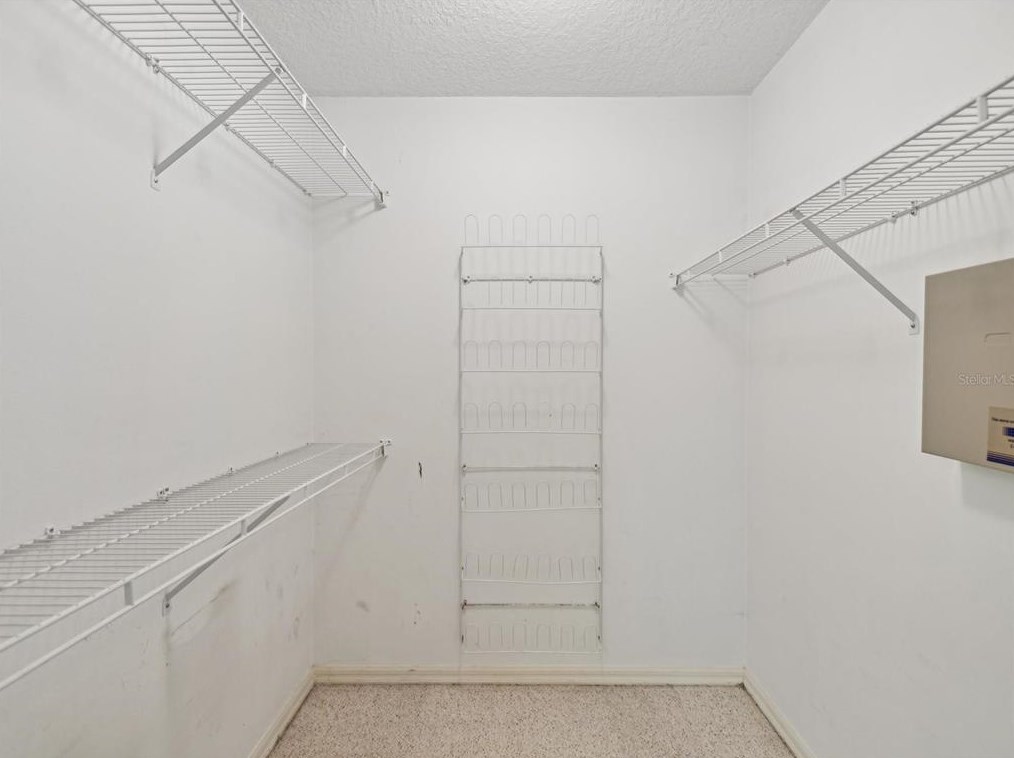 8402 Shaw Rd, Brooksville FL  34602-7182 exterior