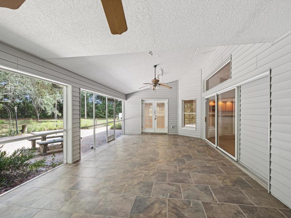 8402 Shaw Rd, Brooksville FL  34602-7182 exterior