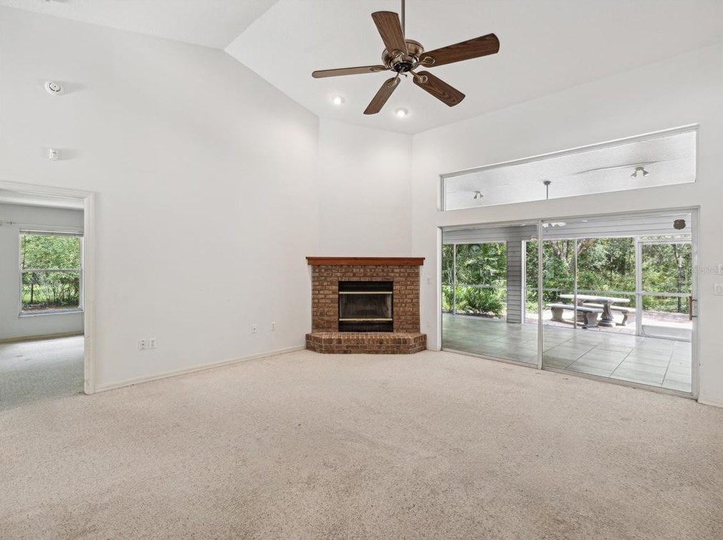 8402 Shaw Rd, Brooksville FL  34602-7182 exterior