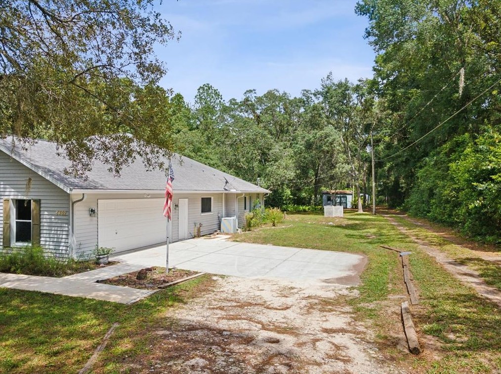 8402 Shaw Rd, Brooksville FL  34602-7182 exterior