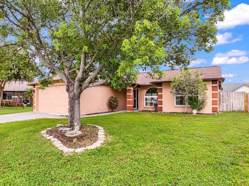 4746 Meadowsweet Ct, New Port Richey, FL 34653