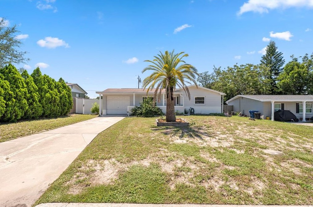 3535 Oakhurst Dr, Tarpon Springs, FL 34691