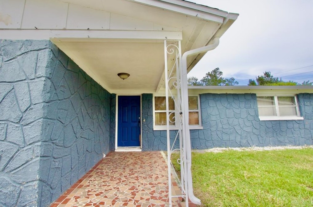 2715 Betty Pl, Tarpon Springs, FL 34691
