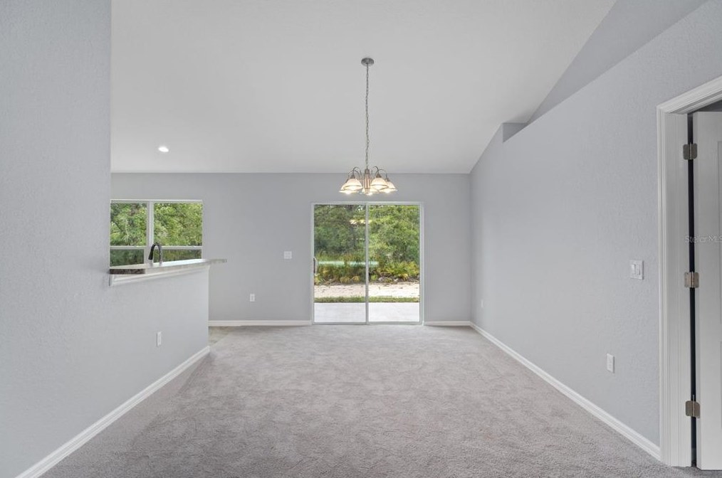 1529 Magenta Dr, Dunnellon FL 34434-2416 exterior