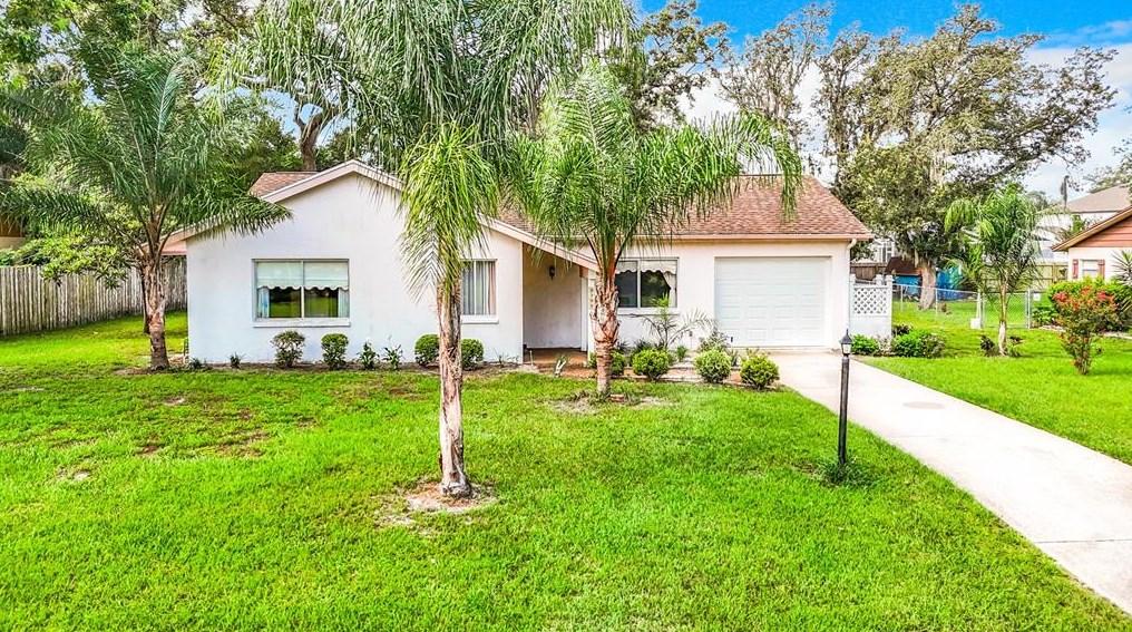 8388 Eldridge Rd, Brooksville, FL 34608
