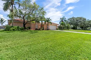 2044 Montana Ave NE, Saint Petersburg, FL 33703 - Photo 32