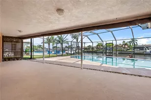 2044 Montana Ave NE, Saint Petersburg, FL 33703 - Photo 8