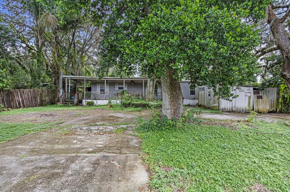 9520 Merton St, New Port Richey, FL 34654