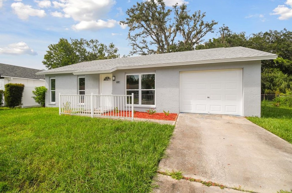 7954 Avenal Loop, New Port Richey, FL 34655