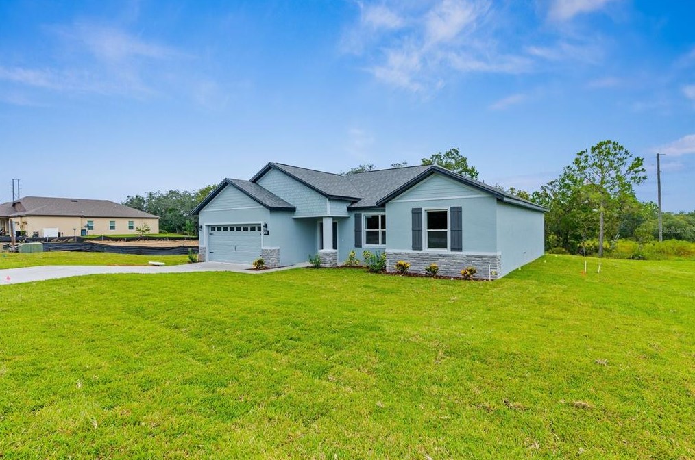 32 Lupine St, Homosassa, FL 34446