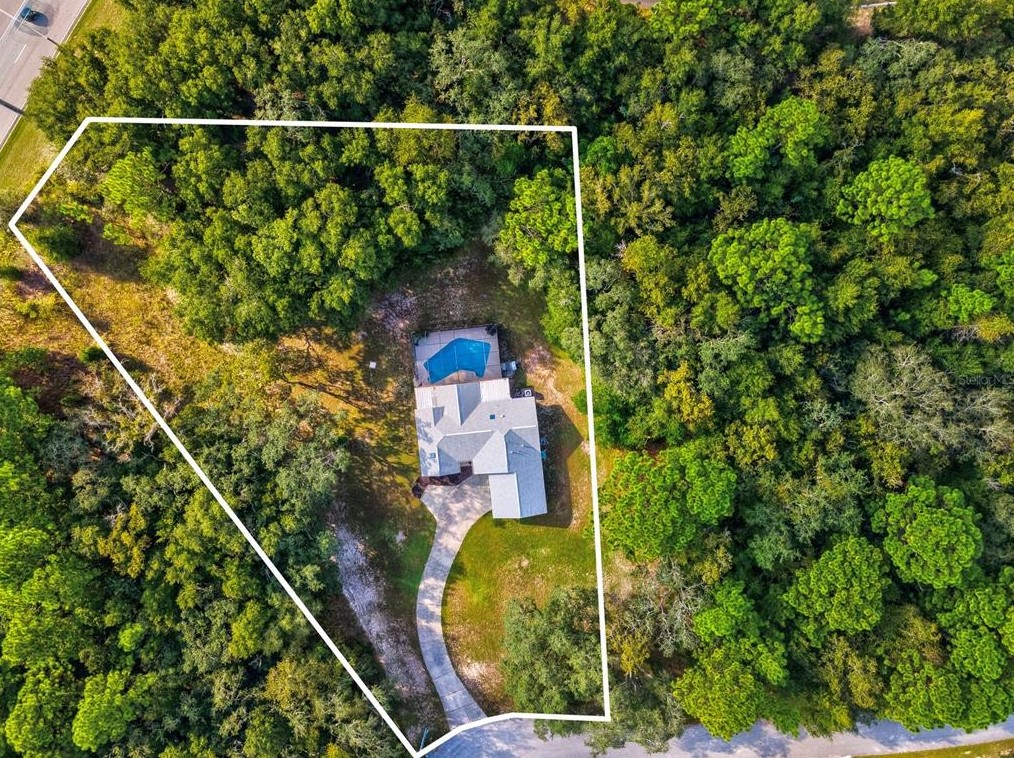 1750 Mesa Verde Dr, Beverly Hills FL  34465-3159 exterior