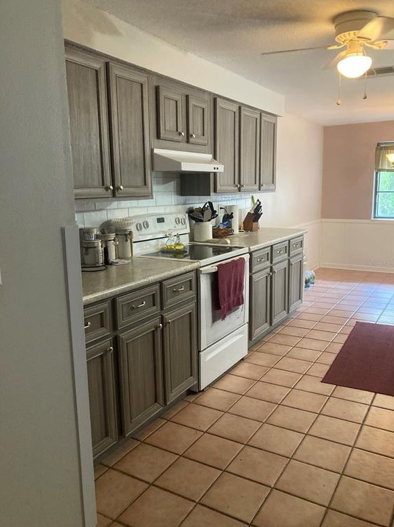 7745 Crosier Ct, New Port Richey, FL 34653