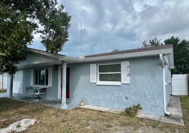 3137 Kilburn Rd, Tarpon Springs, FL 34691