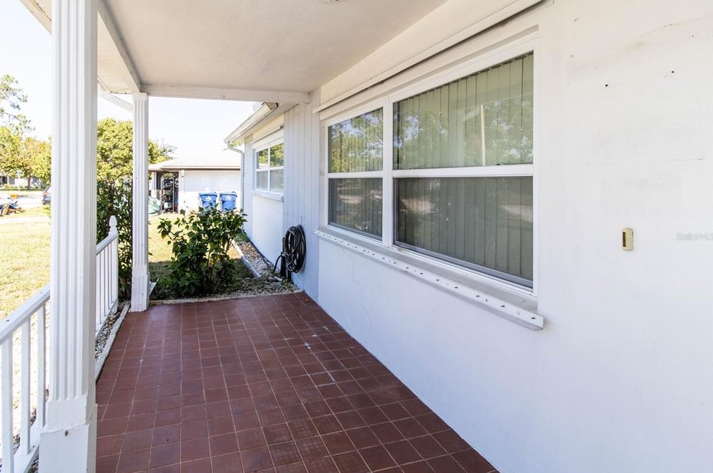 7042 Hollybay Rd, New Port Richey, FL 34653