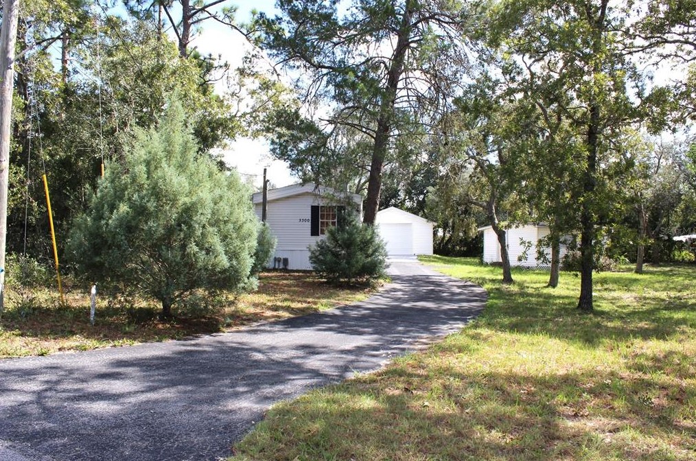 3300 Horseshoe Ln, Brooksville, FL 34606