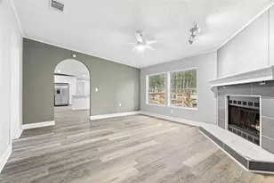 18202 Rogerland Rd, Spring Hill, FL 34610 - Photo 8