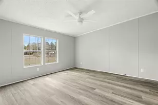 18202 Rogerland Rd, Spring Hill, FL 34610 - Photo 18