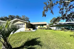 10521 Mira Vista Dr, Port Richey, FL 34668 - Photo 18