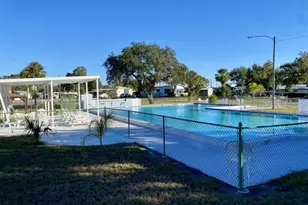 9486 Gray Fox Dr, Weeki Wachee, FL 34613 - Photo 40