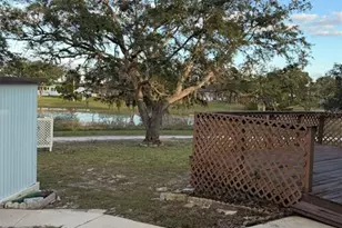 9486 Gray Fox Dr, Weeki Wachee, FL 34613 - Photo 26