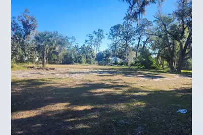 820 NW 9th Street, Mulberry, FL 33860 - Photo 2