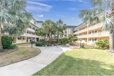 155 Bluff View Drive #103, Belleair Bluffs, FL 33770 - Photo 4