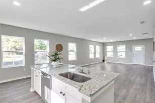 5742 Meadowlane St, New Port Richey, FL 34652 - Photo 10