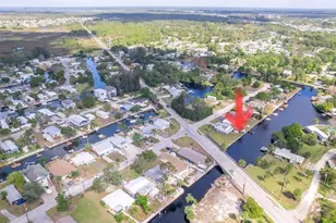 7118 Wilcox Dr, Hudson, FL 34667 - Photo 2