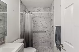 6428 Gloria Dr, New Port Richey, FL 34653 - Photo 16