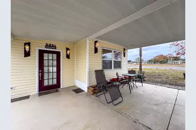 9321 Grizzly Bear Lane, Weeki Wachee, FL 34613 - Photo 18