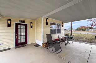 9321 Grizzly Bear Ln, Weeki Wachee, FL 34613 - Photo 18