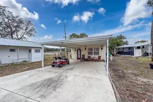 9321 Grizzly Bear Ln, Weeki Wachee, FL 34613 - Photo 2