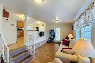 9321 Grizzly Bear Ln, Weeki Wachee, FL 34613 - Photo 6