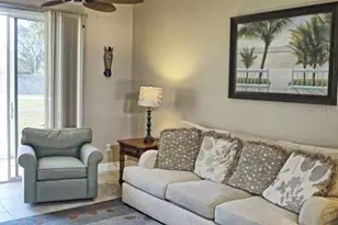 6801 Dali Ave, Land O Lakes, FL 34637 - Photo 4