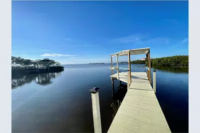 1624 Sea Breeze Drive, Tarpon Springs, FL 34689 - Photo 4