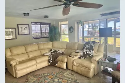 1624 Sea Breeze Drive, Tarpon Springs, FL 34689 - Photo 8