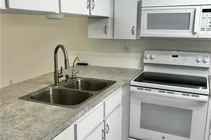 6401 Drexel Dr, Port Richey, FL 34668 - Photo 6