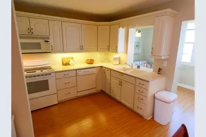 4801 Airport Road #208, Zephyrhills, FL 33542 - Photo 8