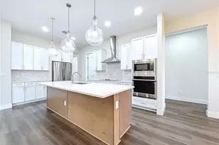 9065 Mississippi Run, Weeki Wachee, FL 34613 - Photo 4