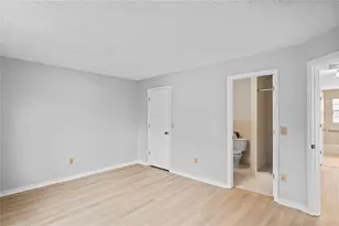 6028 Wilds Dr, New Port Richey, FL 34653 - Photo 14