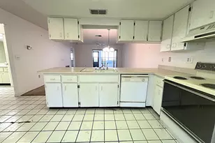 7523 Greystone Dr, Hudson, FL 34667 - Photo 12