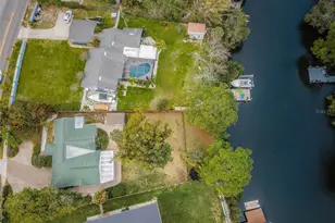 646 Riverside Dr, Tarpon Springs, FL 34689 - Photo 60