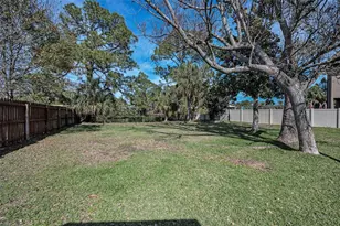 646 Riverside Dr, Tarpon Springs, FL 34689 - Photo 54