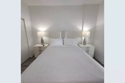 415 Island Way #204, Clearwater Beach, FL 33767 - Photo 8