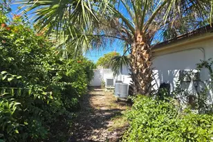 1414 Grand Blvd, Holiday, FL 34690 - Photo 30