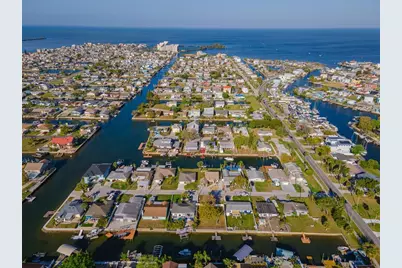 13916 Berkowitz Avenue, Hudson, FL 34667 - Photo 12