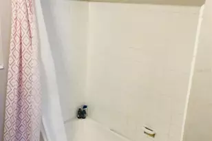 527 8th St N, Saint Petersburg, FL 33701 - Photo 12