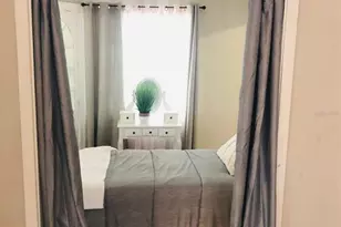 527 8th St N, Saint Petersburg, FL 33701 - Photo 8